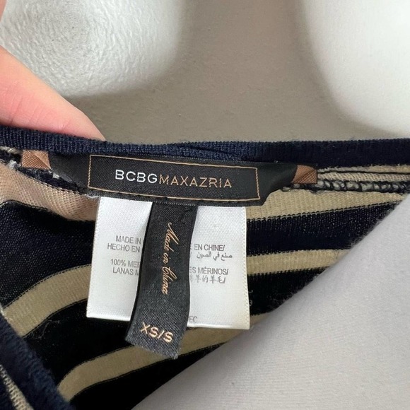 BCBGMaxAzria Sweater XS/SM Oversized Merino Wool Striped Dolman Batwing V-Neck - Picture 5 of 7